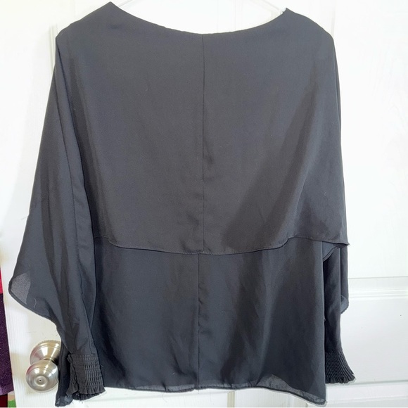 Elegant Black Women's Top - Picture 5 of 5